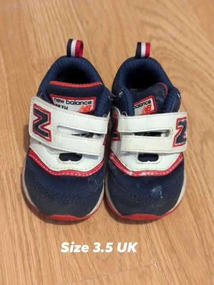 Photo of free Size 3.5 UK toddler trainers and some clothes from 2-5 y.o. (Lye Valley OX3) #2