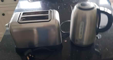 Photo of free Kettle and Toaster (Mansfield Ng18) #1