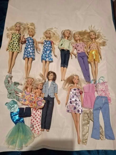 Photo of free Barbie dolls (Hoylake CH47) #1