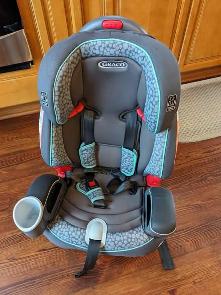 Photo of free Child's car seat (Old Town Alexandria Virginia) #1
