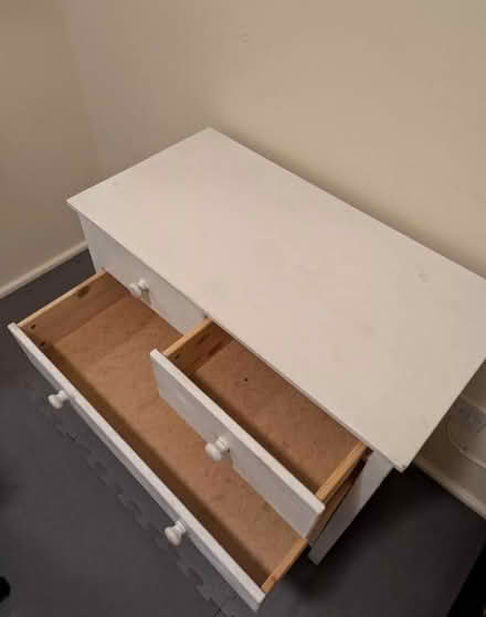 Photo of free Chest of drawers and bedside cabinet (Sidemoor B61) #2