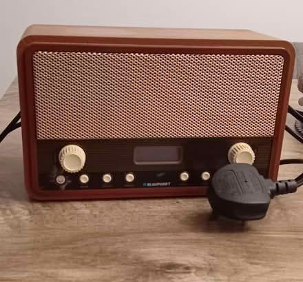 Photo of free DAB Radio (TN23) #1