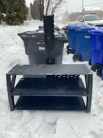 Photo of free TV stand at curb (Hull) #1