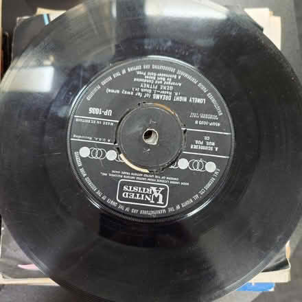 Photo of free 7" vinyl singles (A) (Kingswood, Bristol) #2