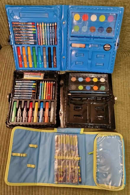 Photo of free Books, Comics, and Pen Sets Bundle (Barton/Headington, OX3) #3