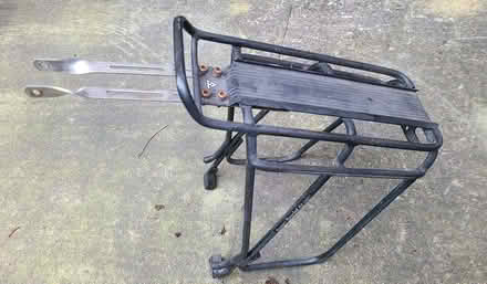 Photo of free Topeak Super Tourist DX Rear Rack (Oswestry SY10) #2