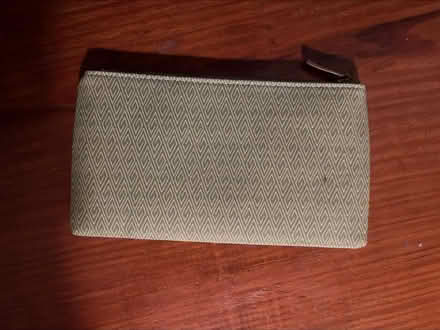 Photo of free clutch 9 1/2 x 5 1/2 (Hawthorne) #2