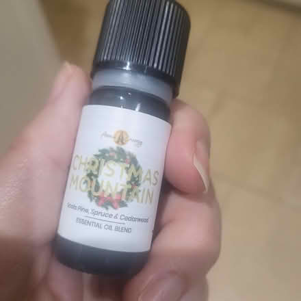 Photo of free essential oil blend (IP4) #1