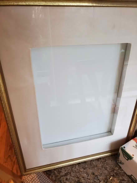 Photo of free 3D memorabilia frame w/ fabric mat (Fremont, near downtown BART) #2