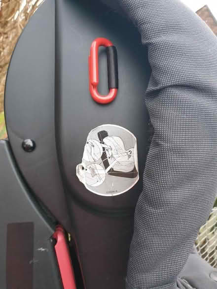 Photo of free Maxi Cosi car seat (Surrenden BN1) #2