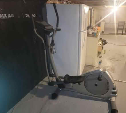 Photo of free Elliptical (Sandy Hill) #1