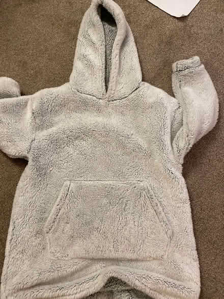 Photo of free Men’s grey snoodie size small (M25 Prestwich) #1