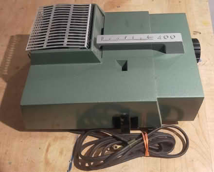 Photo of free Vintage Realist 400 Slide Projector (Christie Pits) #3