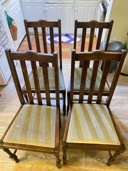 Photo of free 4 solid dinning chairs (Ox449dj Garsington) #1