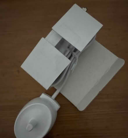 Photo of free Oral B toothbrush charger (SW11 Clapham) #1
