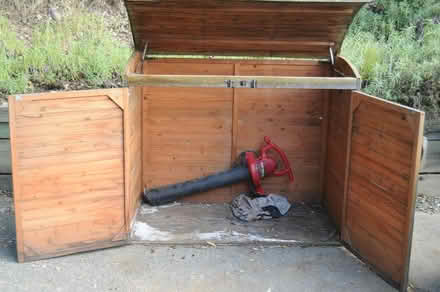 Photo of free Outdoor Storage Box (Sleepy Hollow) #4