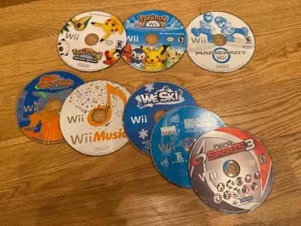 Photo of free Wii, 2 controllers, 8 games (West Torrance) #2