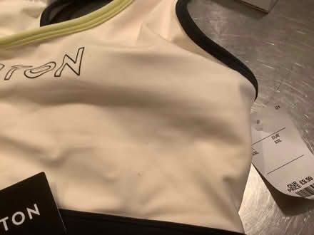 Photo of free Sports bra, new (Thornton heath) #1