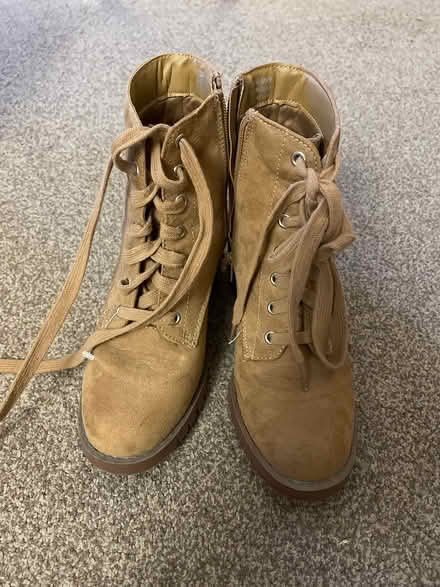 Photo of free Size 3 ladies boots tan with heel (M25 Prestwich) #1