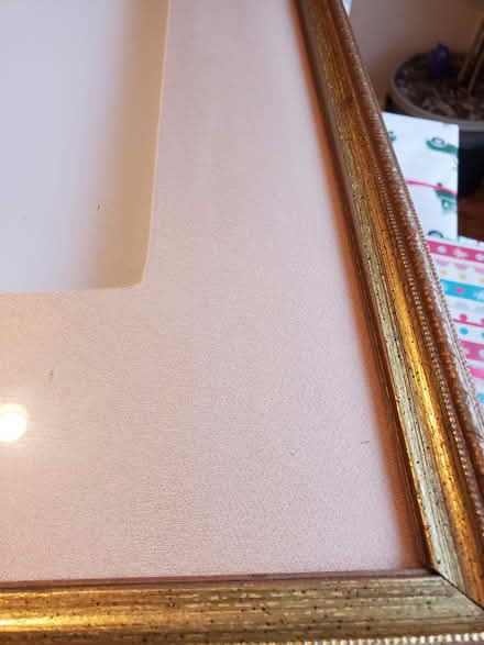 Photo of free 3D memorabilia frame w/ fabric mat (Fremont, near downtown BART) #1