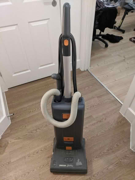 Photo of free Vacuum cleaner (E13) #1