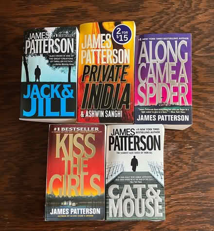 Photo of free Books by James Patterson (Kanata (Katimavik)) #1