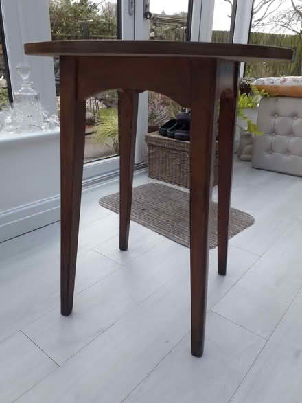 Photo of free Table (Beaumont LA1) #2