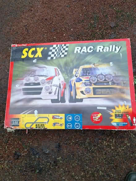 Photo of free SCX Slot Car Set (Thackthwaite) #2