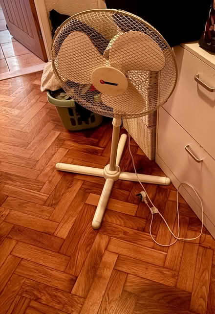 Photo of free Stand fan (Letchworth SG6) #1