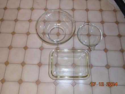 Photo of free pyrex bowls (Four Marks GU34) #1