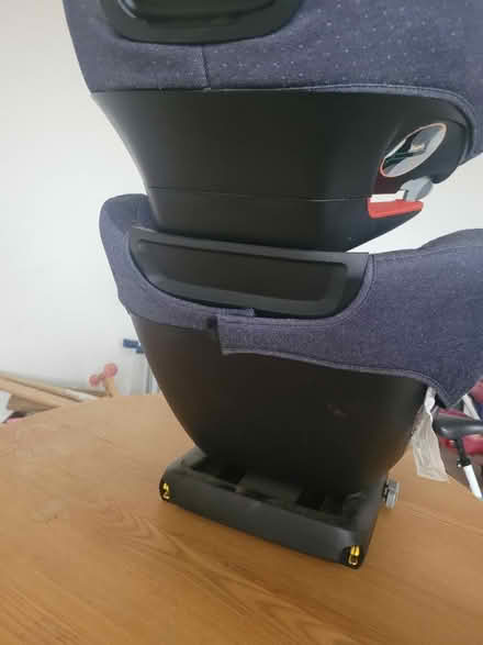 Photo of free Maxi Cosi child car seat (Bath, BA1) #2
