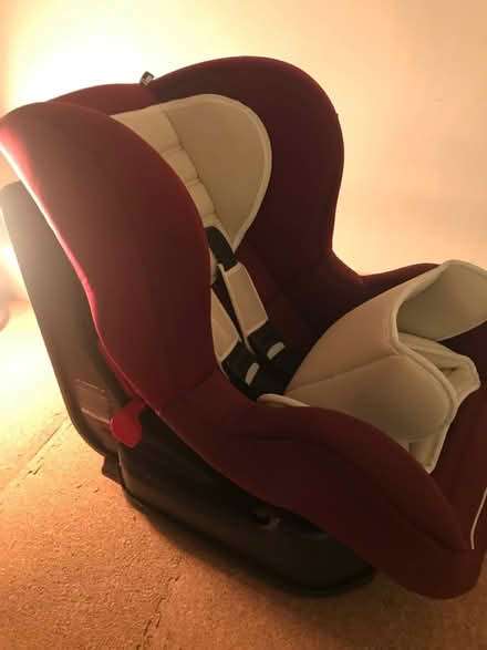 Photo of free Mothercare car seat (N4 Finsbury Park Road) #1