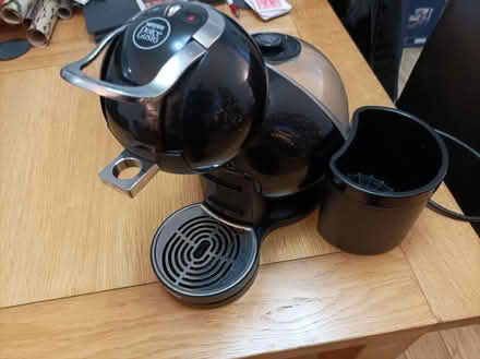 Photo of free Delonghi Coffee Machine (Upton CH49) #1