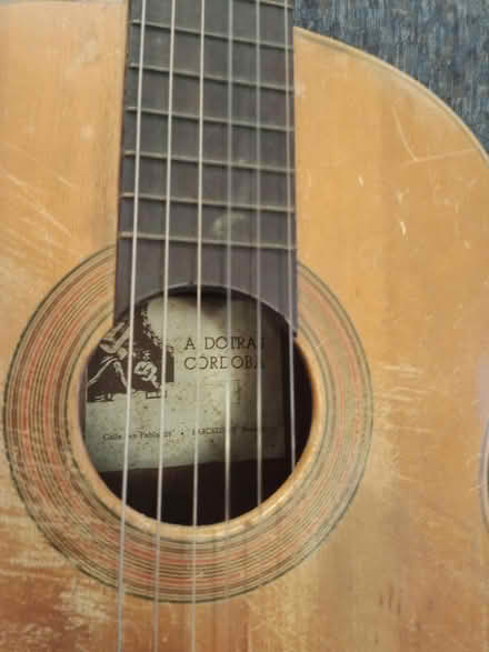 Photo of free Classical guitar (SN8 Burbage) #1