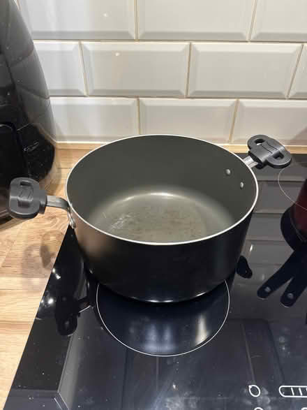 Photo of free pans (Leyton) #3