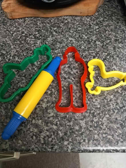 Photo of free childrens cookie cutters & r/pin (Wrenbury nr Nantwich) #1