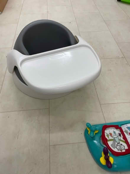 Photo of free Baby seat (CR2) #2