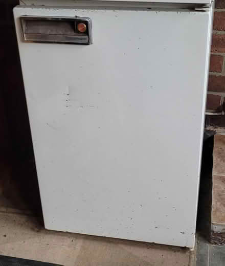 Photo of free Fridge (Ng9 8dn) #1
