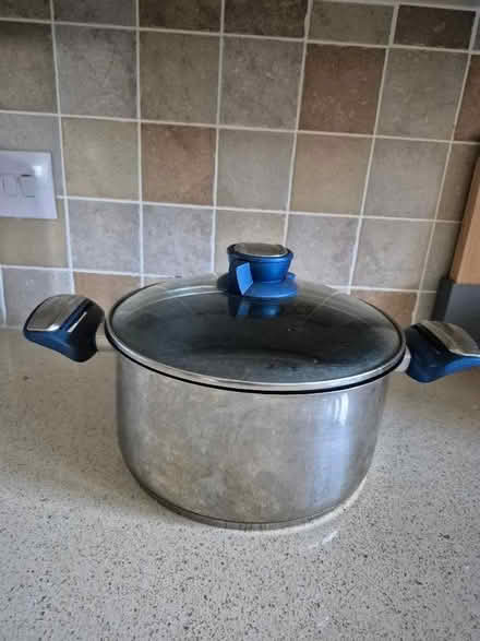Photo of free Teal Stock/Stew Pot (Portishead BS20) #1