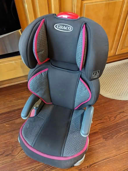 Photo of free Child's car booster seat (Old Town Alexandria Virginia) #1