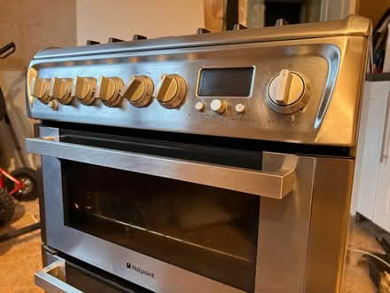 Photo of free Hotpoint oven and hob (Redhill RH1) #3