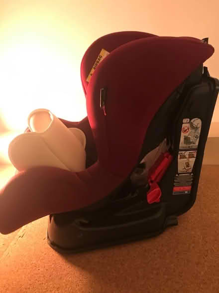 Photo of free Mothercare car seat (N4 Finsbury Park Road) #4
