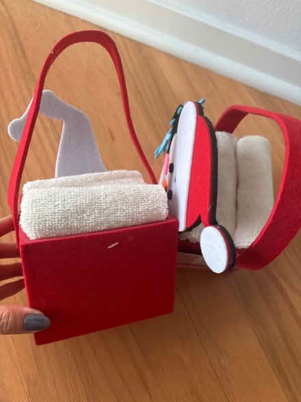 Photo of free Christmas totes and washcloths (South Loop) #3