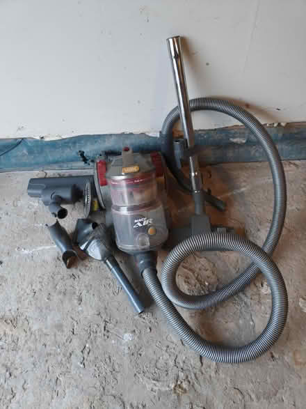 Photo of free Vax vacuum cleaner (Balsall common CV7) #1