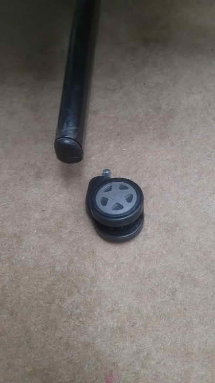 Photo of free Computer/Gaming Chair (Overstone Lodge) #4