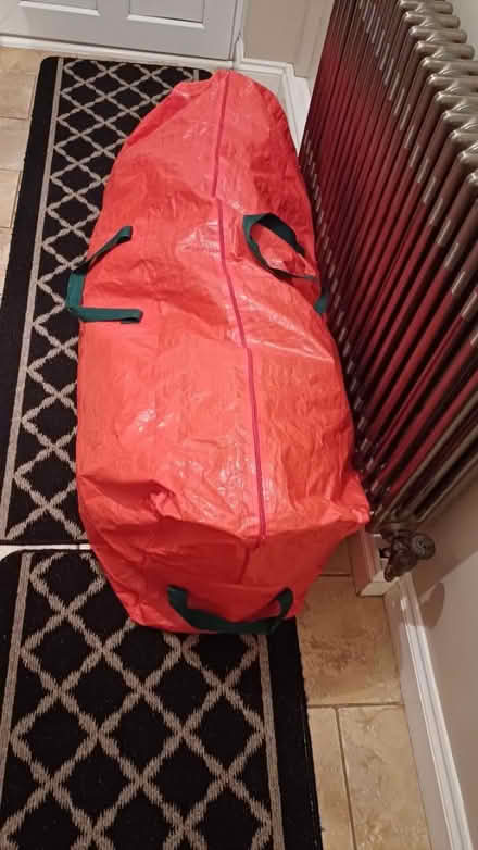 Photo of free Christmas Tree (Gidea Park) #1