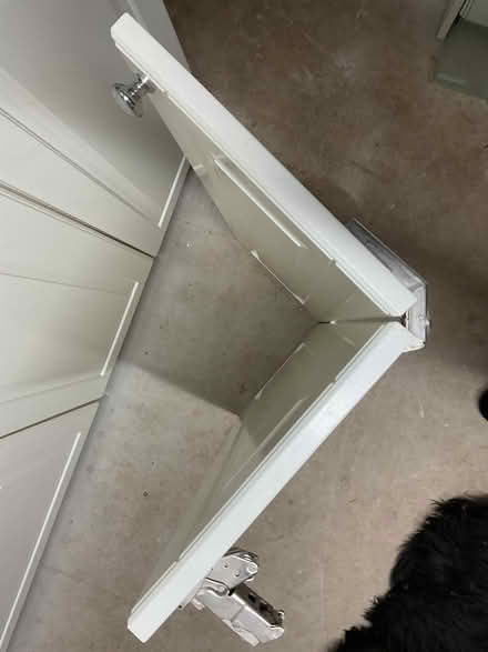 Photo of free 2 pieces door corner for IKEA Bodbyn base cabinet, off white (Woodcote RG8) #4