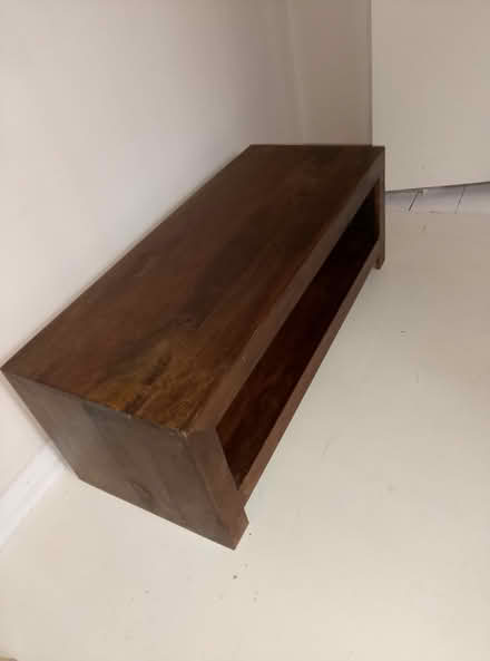 Photo of free Wood coffee table (N5 Highbury) #2