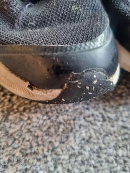 Photo of free Kids Nike trainers (Milton PO4) #2