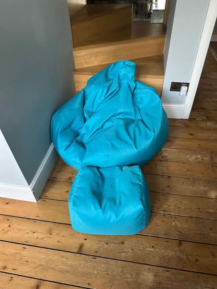 Photo of free Beanbag chair and footrest (St Albans AL3) #1